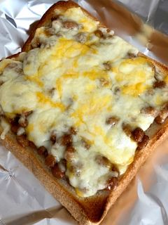 チーズ納豆トースト-レシピのメイン写真