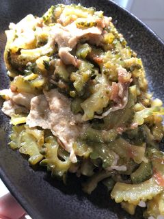 ゴーヤと豚肉の梅肉とろみ炒め-レシピのメイン写真
