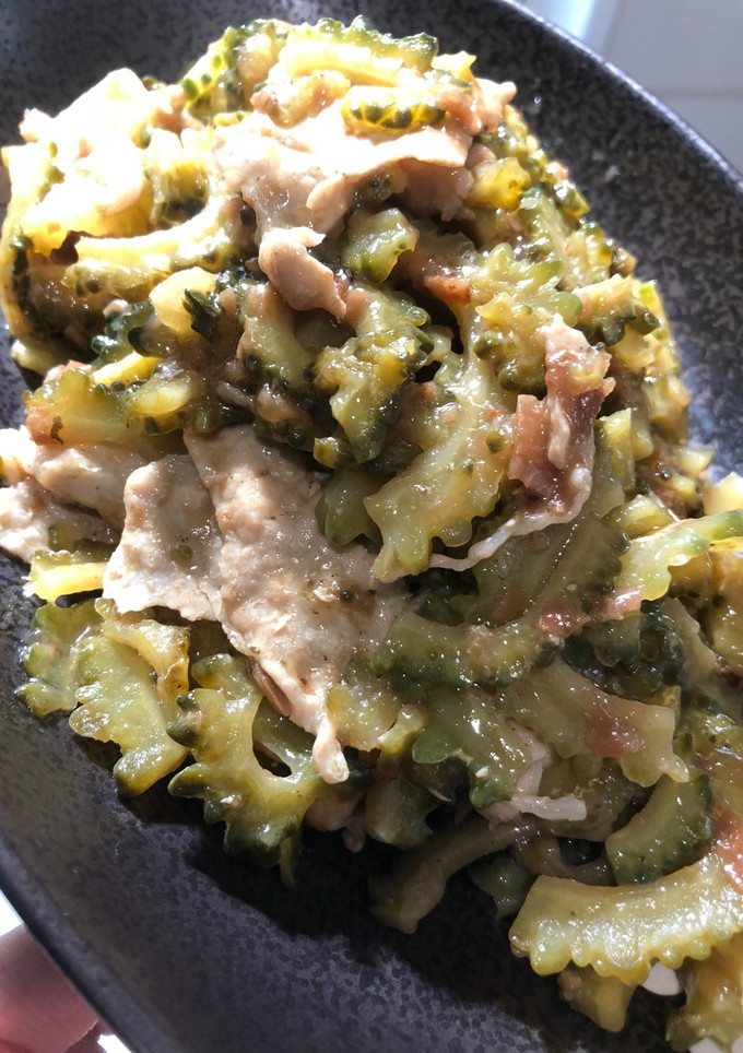 ゴーヤと豚肉の梅肉とろみ炒め-レシピのメイン写真