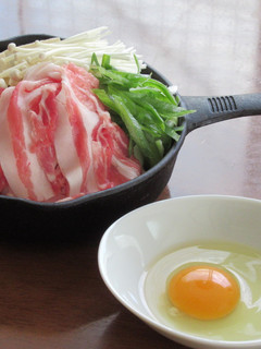 豚肩ロース肉のトマトすき焼き-レシピのメイン写真