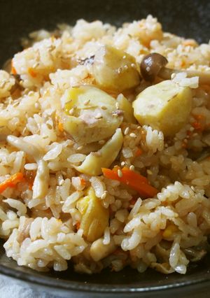 栗入り♪豚バラの中華風炊き込みご飯♪-レシピのメイン写真