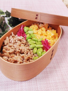 三色そぼろ弁当レンジで簡単!-レシピのメイン写真