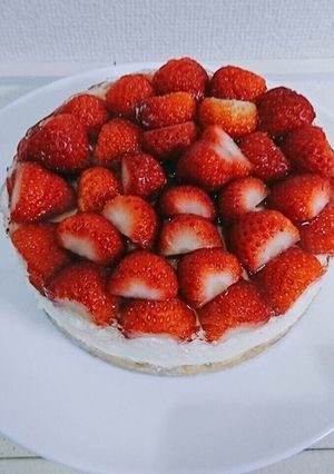 苺のレアチーズケーキ-レシピのメイン写真