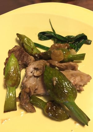 葱坊主と豚肉の甘味噌炒め-レシピのメイン写真