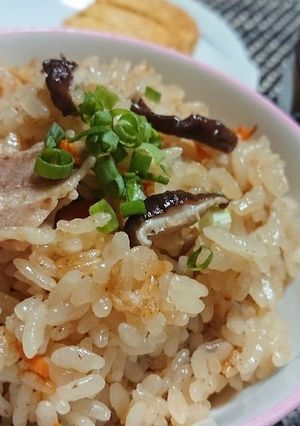 しいたけと豚バラ肉の炊き込みご飯-レシピのメイン写真
