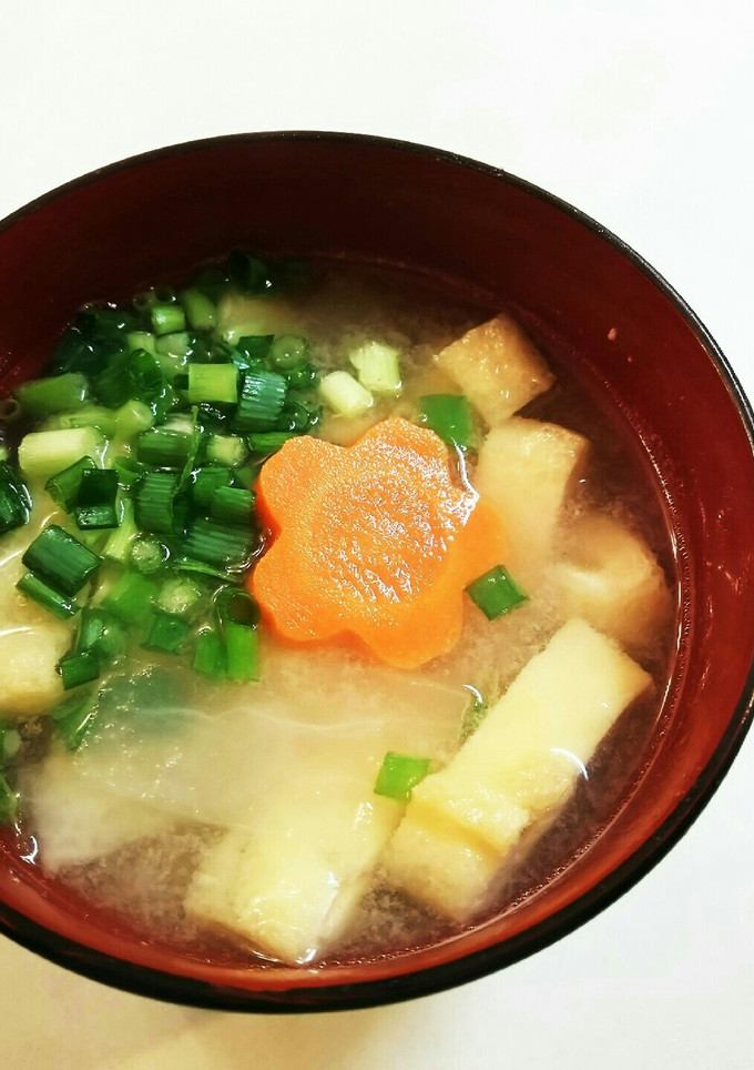 大根と油揚げと人参の味噌汁-レシピのメイン写真