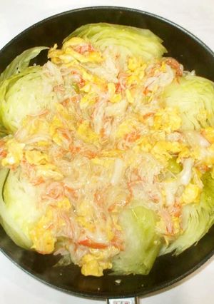 丸ごとキャベツの蒸し焼き♪簡単カニ卵-レシピのメイン写真