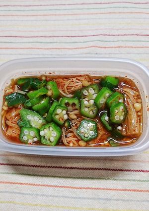 辛い(^^;えのきとおくらの佃煮-レシピのメイン写真
