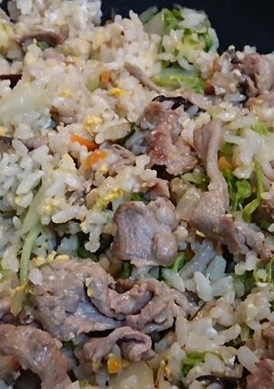 三色野菜と豚肩ロースの炒飯-レシピのメイン写真