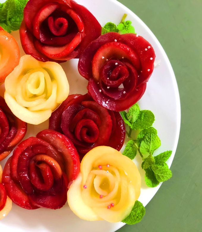 りんごの赤ワイン煮〜バラの花びら風〜-レシピのメイン写真