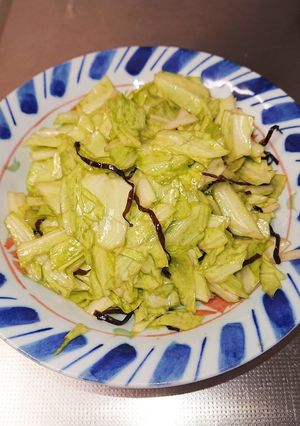 混ぜるだけ！シャキシャキ韓国風キャベツ-レシピのメイン写真