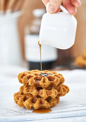 ヴィーガンかぼちゃとオートミールワッフル-レシピのメイン写真