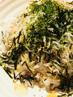 海苔と塩昆布で混ぜごはん●しらすごはん-レシピのメイン写真