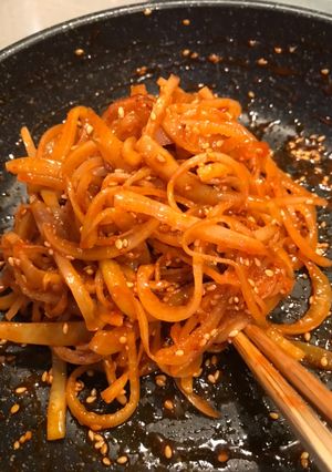 大根の皮のコチュジャン和え-レシピのメイン写真