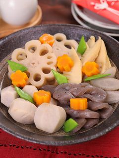 お鍋一つで簡単に♪根菜の彩り煮しめ-レシピのメイン写真