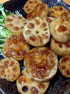 厚輪切りれんこんの甘辛肉詰め*-レシピのメイン写真