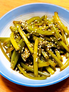 覚書:さつま芋の茎で きんぴら!-レシピのメイン写真