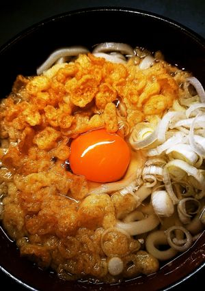 超簡単！冷凍麺と白だしDEたぬ玉うどん♪-レシピのメイン写真