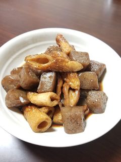 こんにゃくとちくわの甘辛煮-レシピのメイン写真