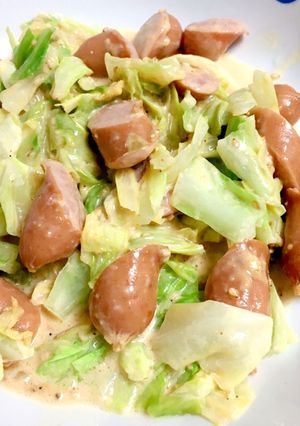 ウィンナーとキャベツの味噌マヨ炒め-レシピのメイン写真