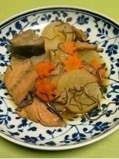 切り昆布使ってみました!!鮭と大根の煮物-レシピのメイン写真