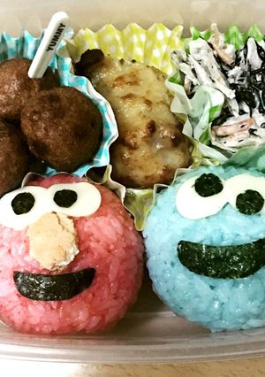 キャラ弁❤エルモ&クッキーモンスター-レシピのメイン写真