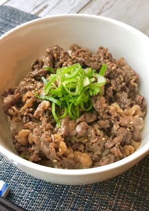 醤油こうじで作る牛丼-レシピのメイン写真
