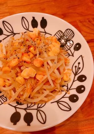 カンタンもやし&コーンバター炒め+ラー油-レシピのメイン写真
