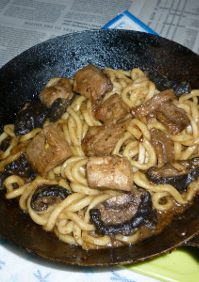 本まぐろのヅケ＋生椎茸の焼きうどん-レシピのメイン写真