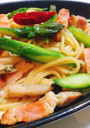 アスパラとベーコンとしめじの和風パスタ-レシピのメイン写真