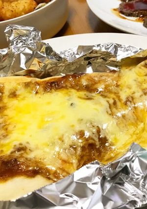 ナンのキーマカレーピザ-レシピのメイン写真