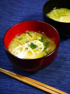 簡単!野菜たっぷりお味噌汁☆白麦味噌-レシピのメイン写真