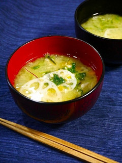 簡単!野菜たっぷりお味噌汁☆白麦味噌-レシピのメイン写真
