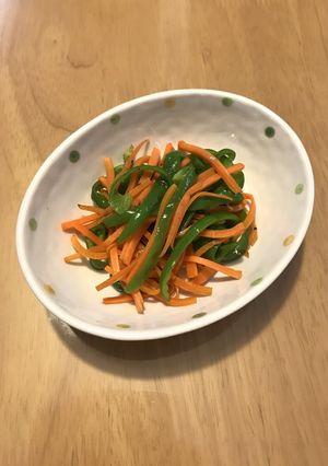 お弁当に☆ピーマンと人参の塩コショウ炒め-レシピのメイン写真