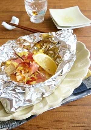 食欲そそる♪えのきベーコンのホイル焼き-レシピのメイン写真