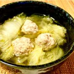 รูปของ 白菜たっぷり♪肉団子のスープ