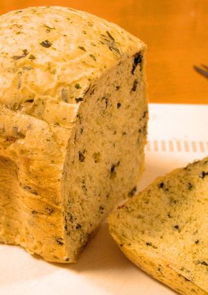 ワカメとトマトの食パン-レシピのメイン写真