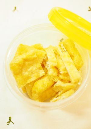 油揚げ☆買ったらすぐカットして保存容器へ-レシピのメイン写真