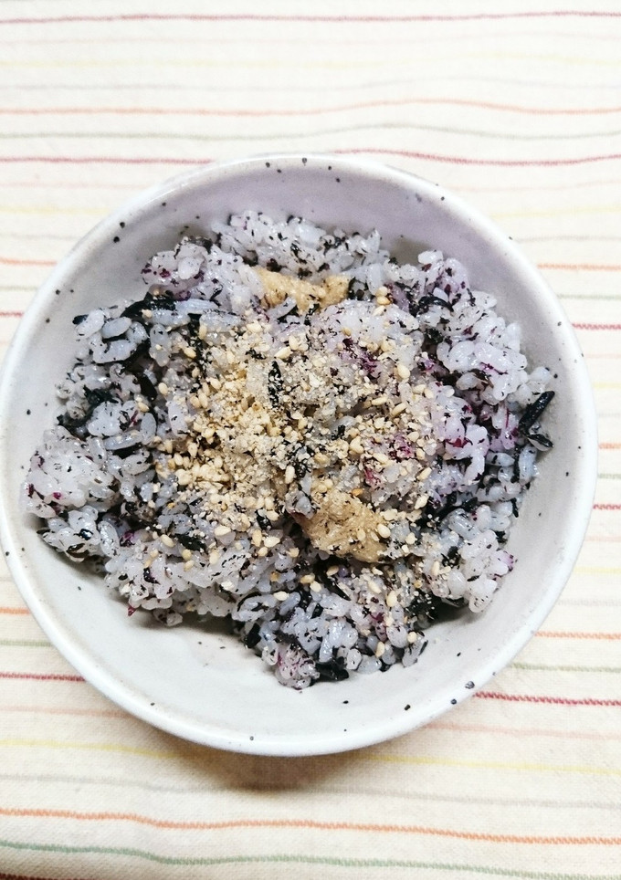 美味！ひじきの煮物とゆかりの混ぜご飯-レシピのメイン写真