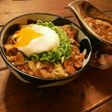 舞茸と豚バラ肉で秋の和風カレー丼