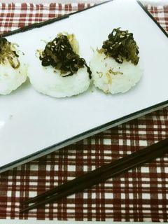 さとうみの親から生まれた子ども達ふりかけ-レシピのメイン写真