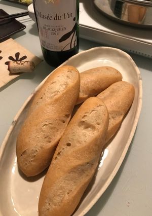 天然酵母でミニバケット(ウォック)-レシピのメイン写真