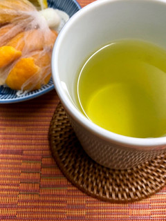ずぼらに♪みかんの皮でお茶-レシピのメイン写真
