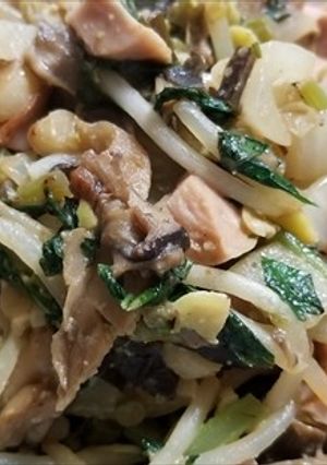 ハタケシメジ、他、野菜など油炒め・味噌味-レシピのメイン写真