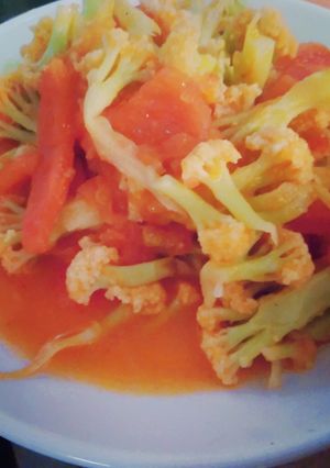 カリフラワーとトマトの中華炒め♪-レシピのメイン写真