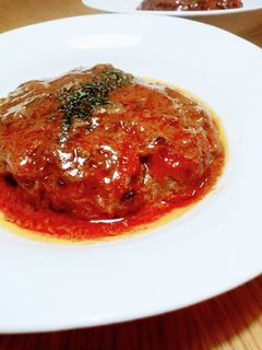 懐かしの味♡母の煮込みハンバーグ-レシピのメイン写真
