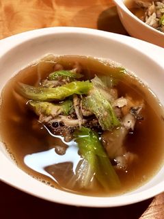 レタス・舞茸・鯖水煮缶のコンソメスープ-レシピのメイン写真
