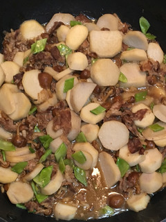 さといもと牛肉となめこのすき煮-レシピのメイン写真