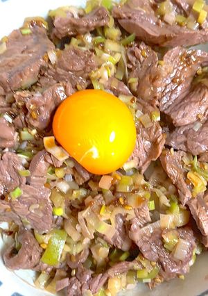 簡単美味しいなレモン醤油牛ハラミ丼-レシピのメイン写真