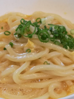 簡易グルメ!釜玉風うどん-レシピのメイン写真